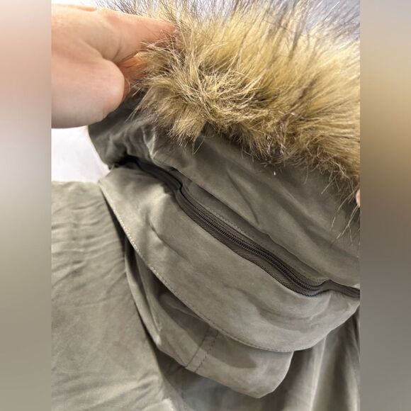 Abercrombie & Fitch Winter Olive Green Parka - Picture 10 of 16